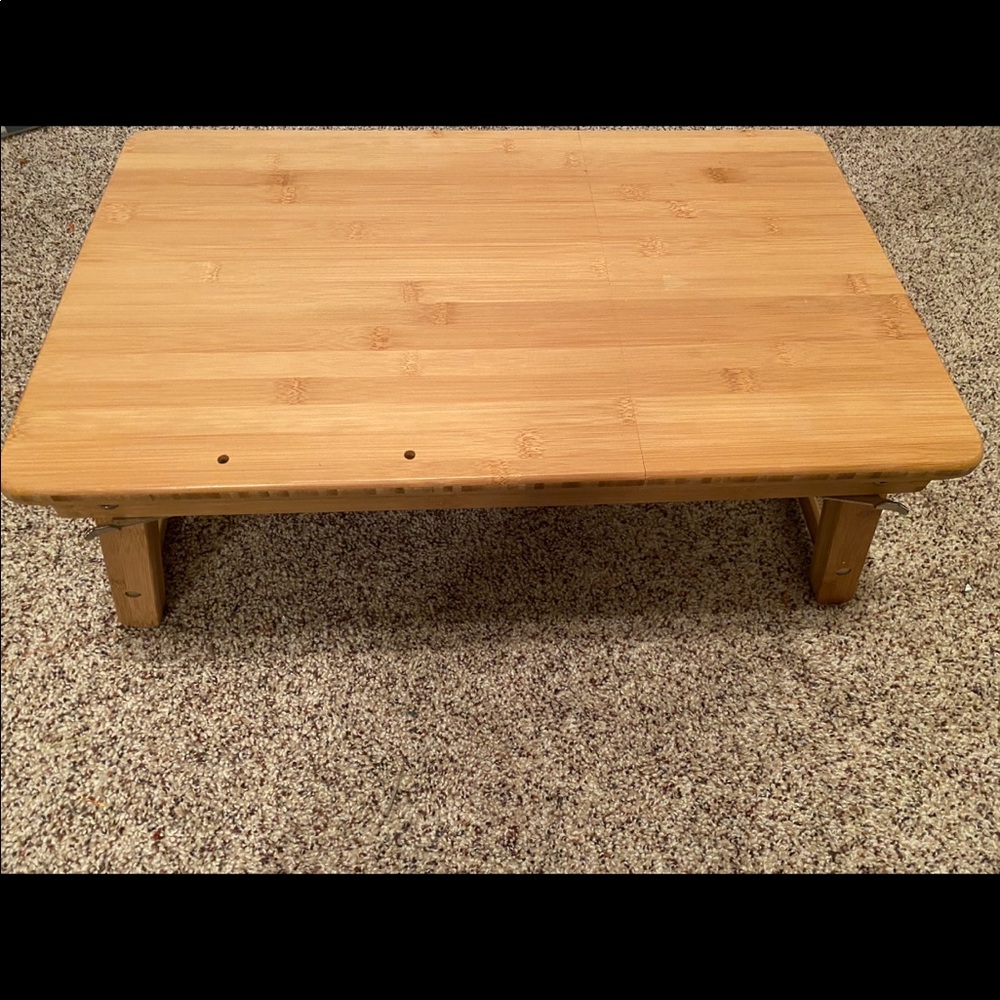 Lap desk
